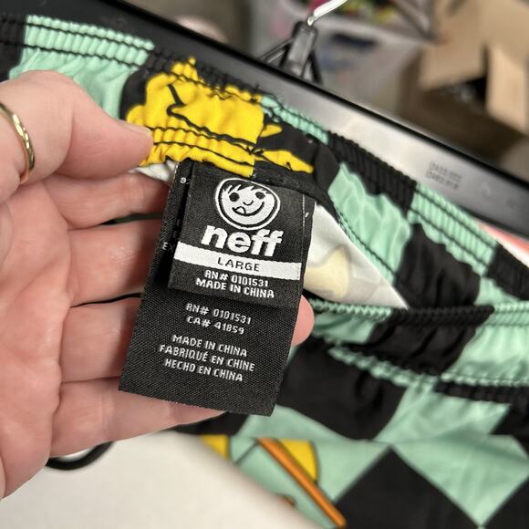 NEFF Mens Shorts Large Rubber Duck Sunglasses Checker Swim Trunks Board Shorts - Picture 9 of 11